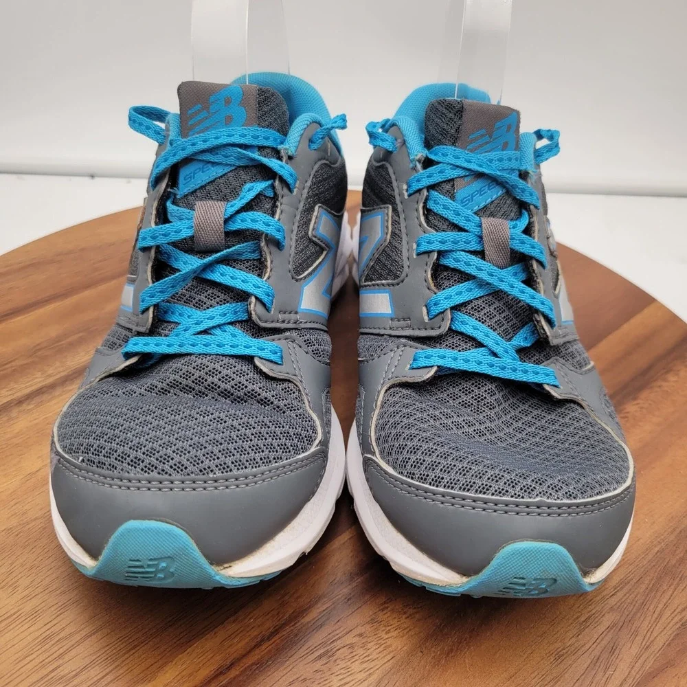 New Balance 490v3 Running Shoes‎ Womens Size 7 Athletic Blue White Sneakers